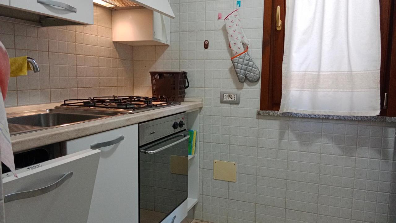 Flamingo House Apartment Càbras Екстериор снимка