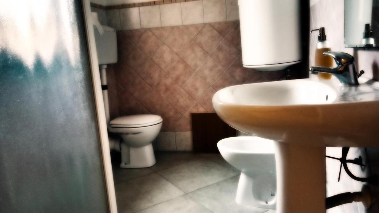 Flamingo House Apartment Càbras Екстериор снимка